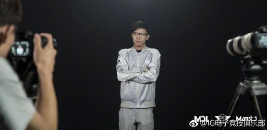 无畏契约手游荣获2025年度最佳游戏称号